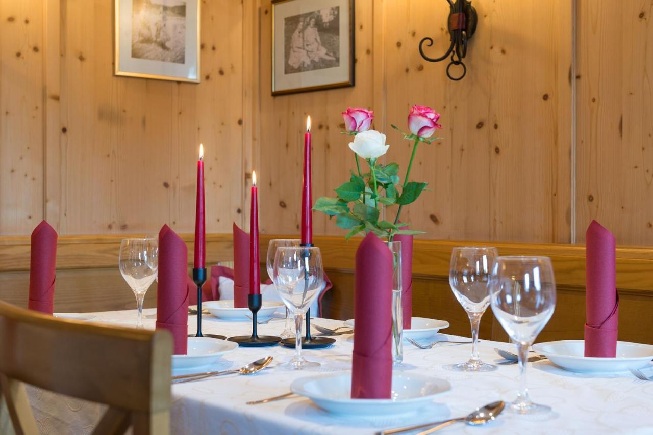 Gasthof-Pension Brauner Hirsch In Alfeld - Mittelfranken Kültér fotó
